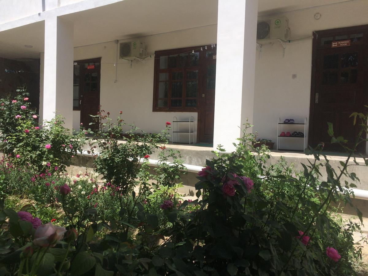 Salom Hostel Panjakent Zewnętrze zdjęcie